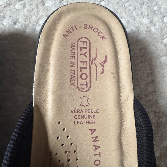 Fly Flot Italian Comfort Slide Sandals Black Mesh Size 41 NEOT - Picture 13 of 16